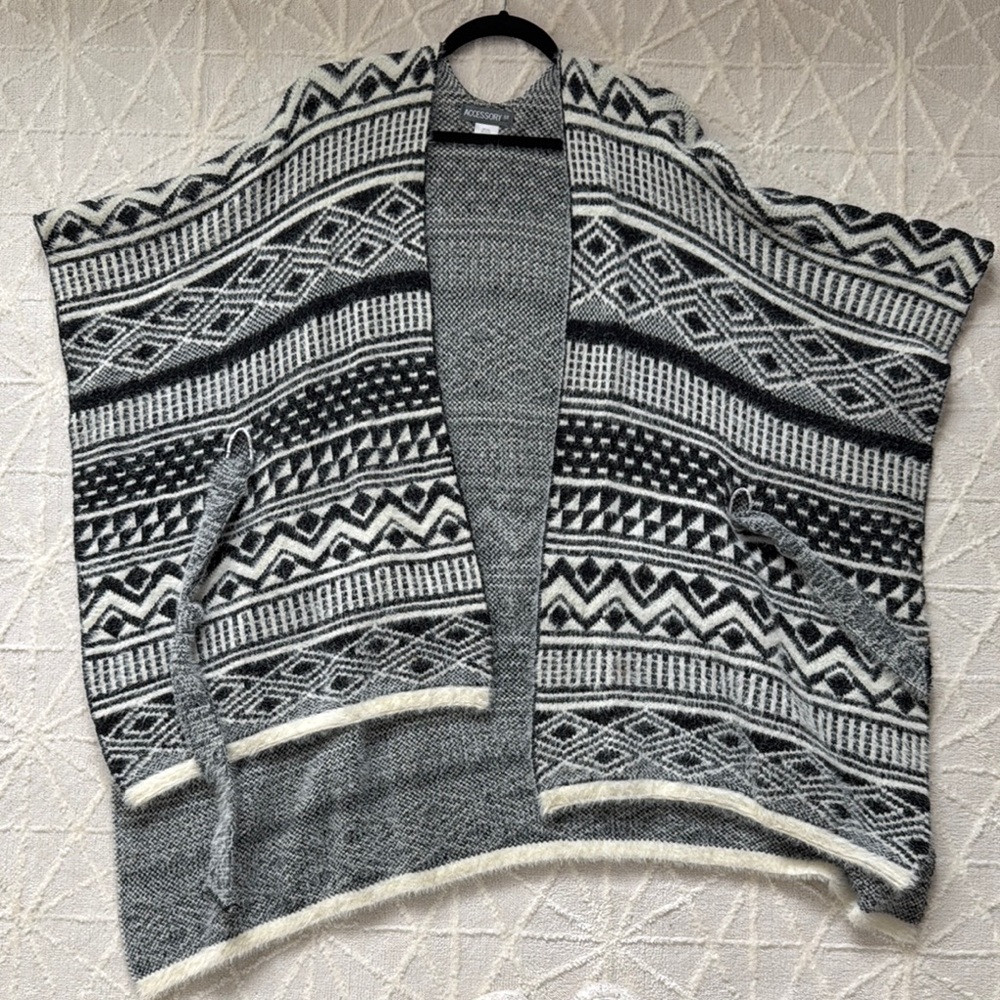 Oversized Aztec Shawl